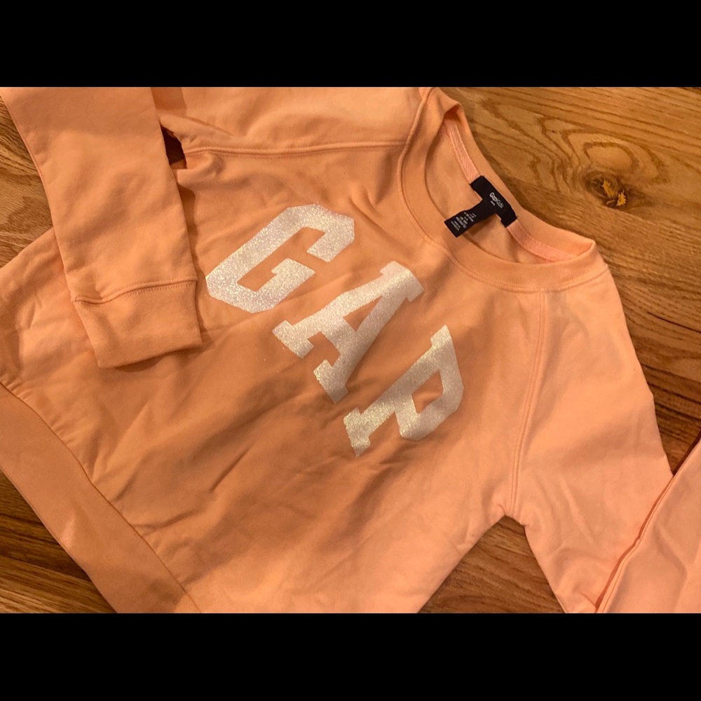 New GAP girls shirt size L